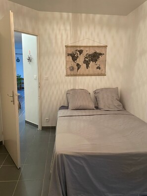 Iron/ironing board, free WiFi, bed sheets - Flower house (Bouliac)