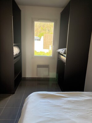 Strygejern/strygebræt, gratis Wi-Fi, sengetøj