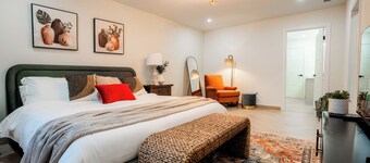 Modern 4BR Retreat-Near McAllen Convention Center