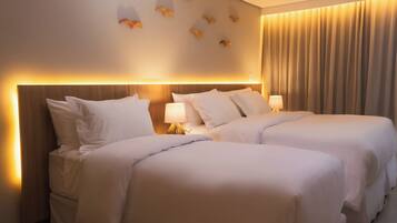 Luxury Room | In-room safe, iron/ironing board, free WiFi