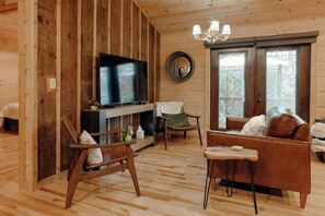 TV, fireplace, offices - Sanctuary Co Sauna, Hot Tub & Lake Access (Sullivan County)