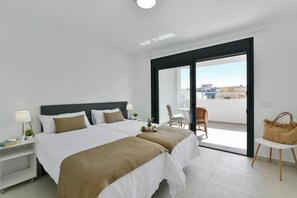 Iron/ironing board, WiFi, bed sheets - Calma Costera 2A by VillaGranCanaria (Las Palmas de Gran Canaria)