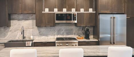 Microwave, oven, stovetop, dishwasher