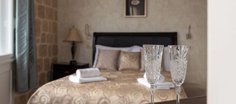 Queen Teuta Luxury Rooms Split