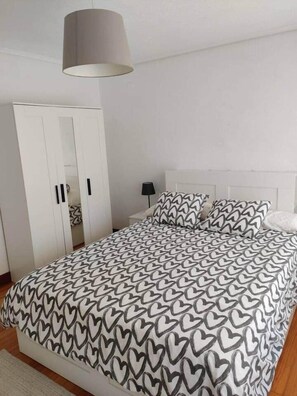 Wi-Fi, draps fournis, accès pour personnes à mobilité réduite