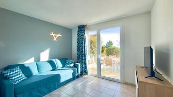 Télévision, table de tennis de table