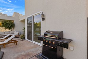 Terrace/patio - Stylish Bermuda Dunes Home: Private Pool & Spa (Bermuda Dunes)