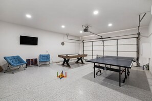 Game room - Stylish Bermuda Dunes Home: Private Pool & Spa (Bermuda Dunes)