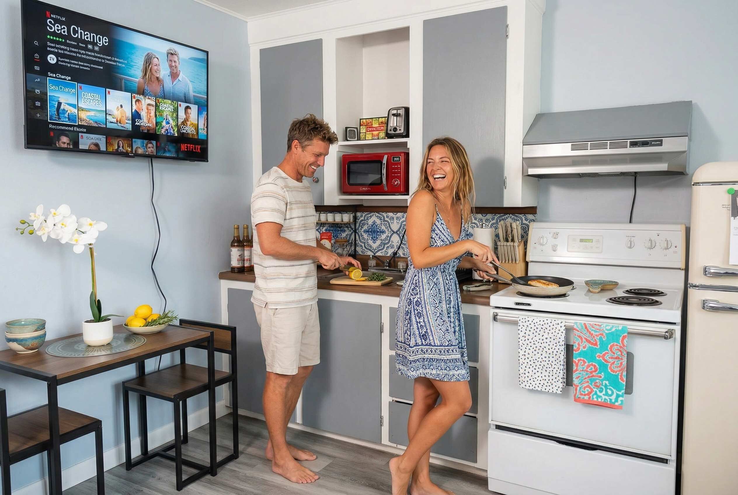 Kühlschrank, Mikrowelle, Ofen, Herdplatte