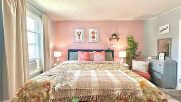 1 bedroom, iron/ironing board, WiFi, bed sheets