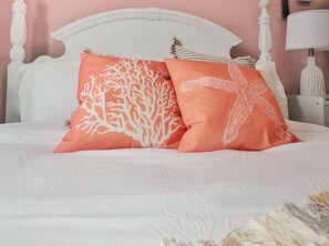 1 chambre, fer et planche à repasser, Wi-Fi, literie fournie