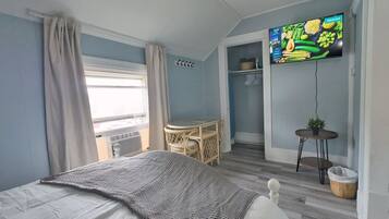 Fer et planche à repasser, Wi-Fi, literie fournie