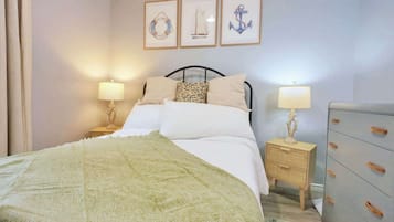 Fer et planche à repasser, Wi-Fi, draps fournis