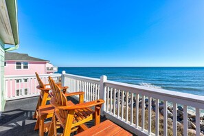 Property grounds - Sunskipper D9 - Oceanfront condo with Private Decks! (Carolina Beach)