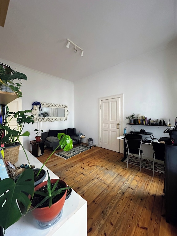 Quiet Altbau 2-room Apartment With Terrace | Central Berlin Near Parks & S-bahn - Kreuzberg