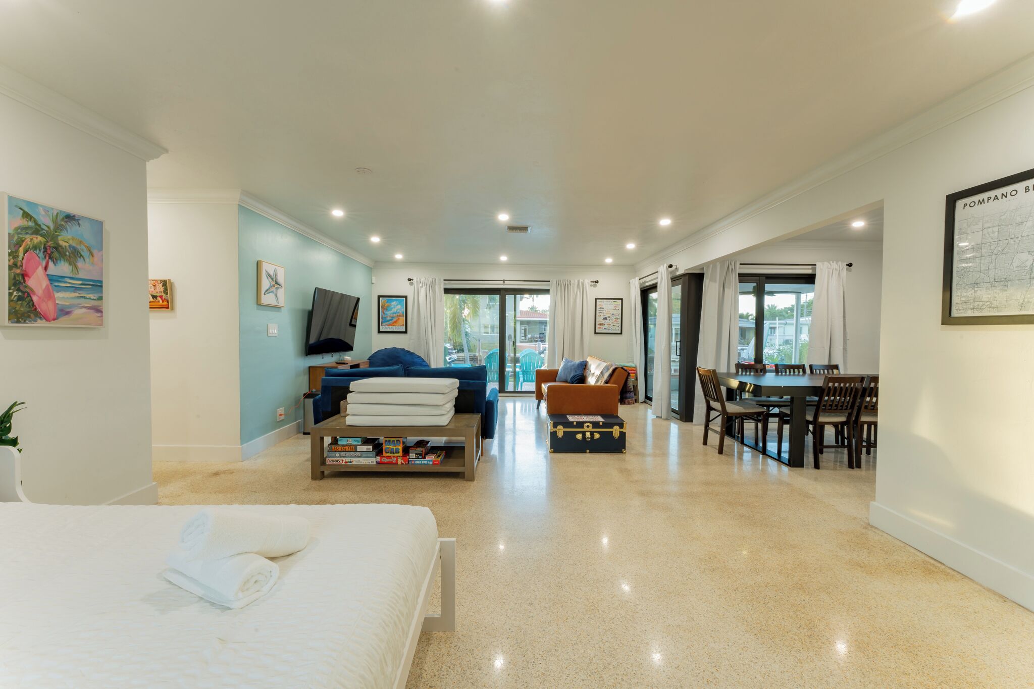 Strykejern/-brett, wi-fi (inkludert) og sengetøy