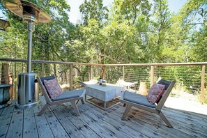 Terrace/patio - Oak & Vine: Pool | Hot Tub | Fire Table | BBQ (Glen Ellen)