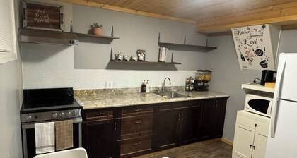 Modern Basement Suite at the heart of Downtown