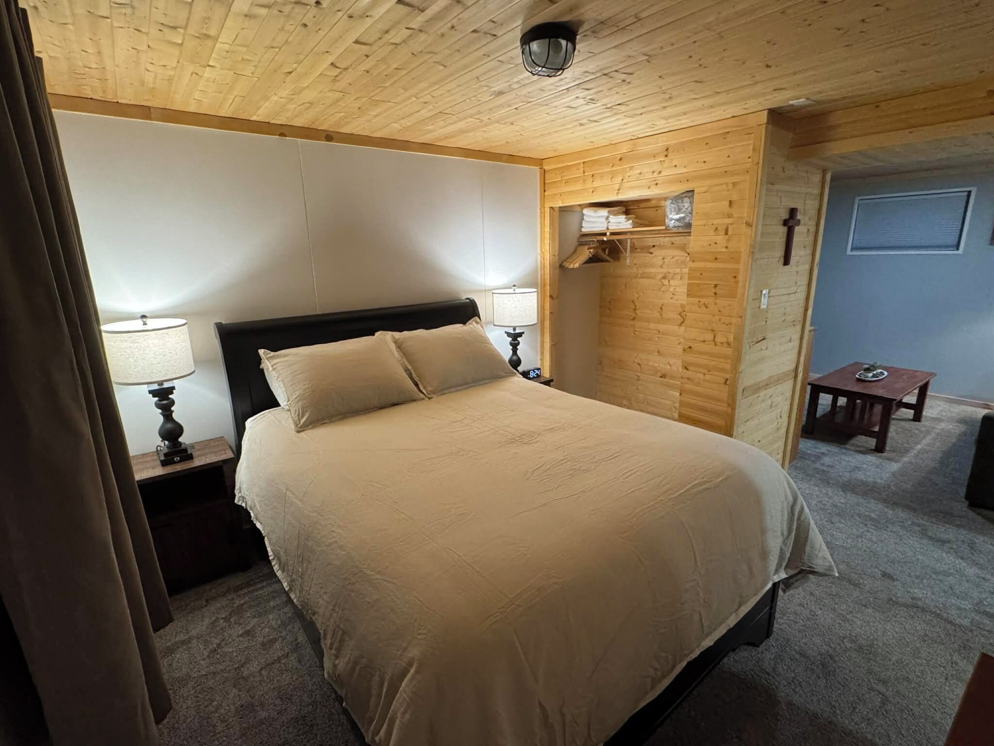 1 bedroom, free WiFi, bed sheets