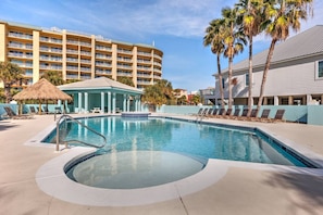 Pool - Flip Flop Oasis · Hot Tub, Pool & Private Beach Access (Gulf Shores)