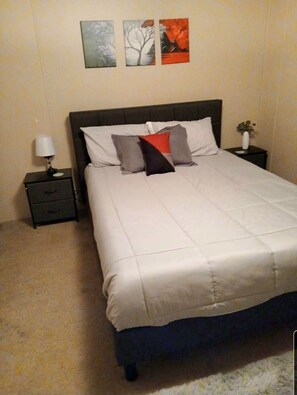 3 bedrooms, free WiFi, bed sheets