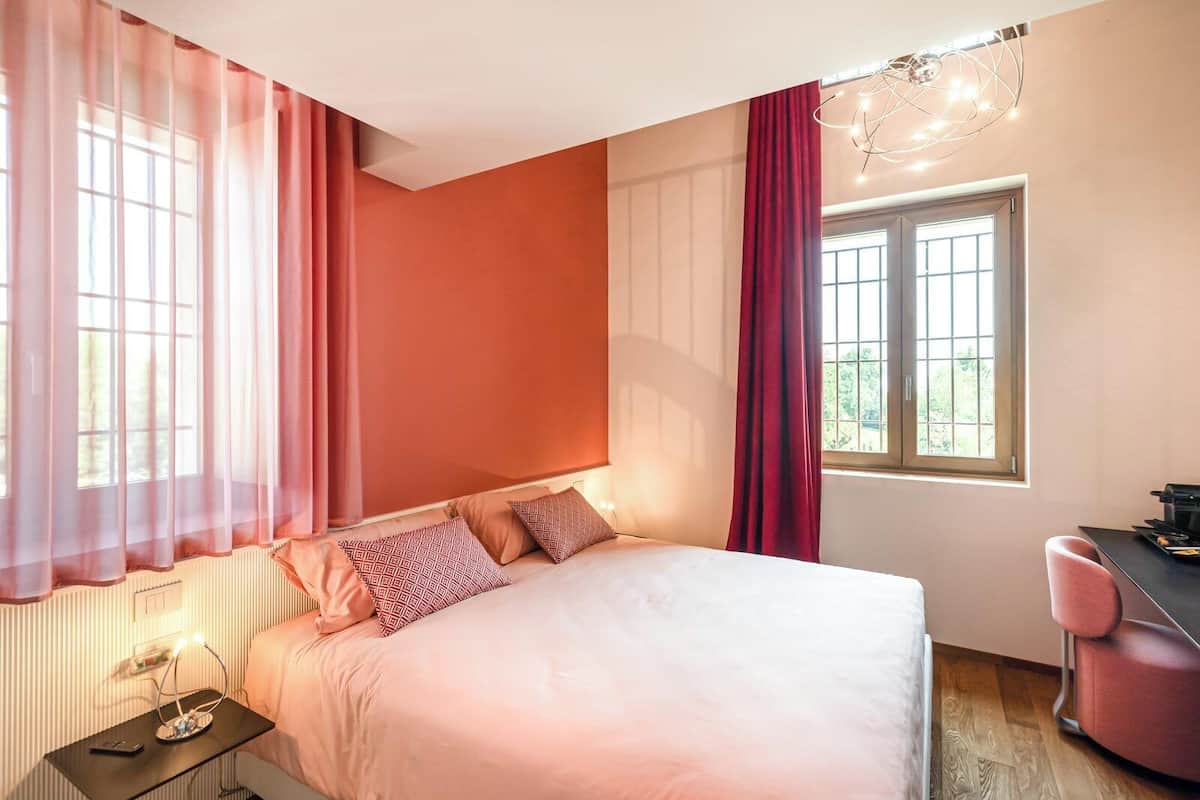 Chambre Familiale, vue jardin | Coffres-forts dans les chambres