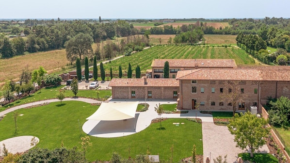 Front of property - Casale Riversa (Capriano del Colle)