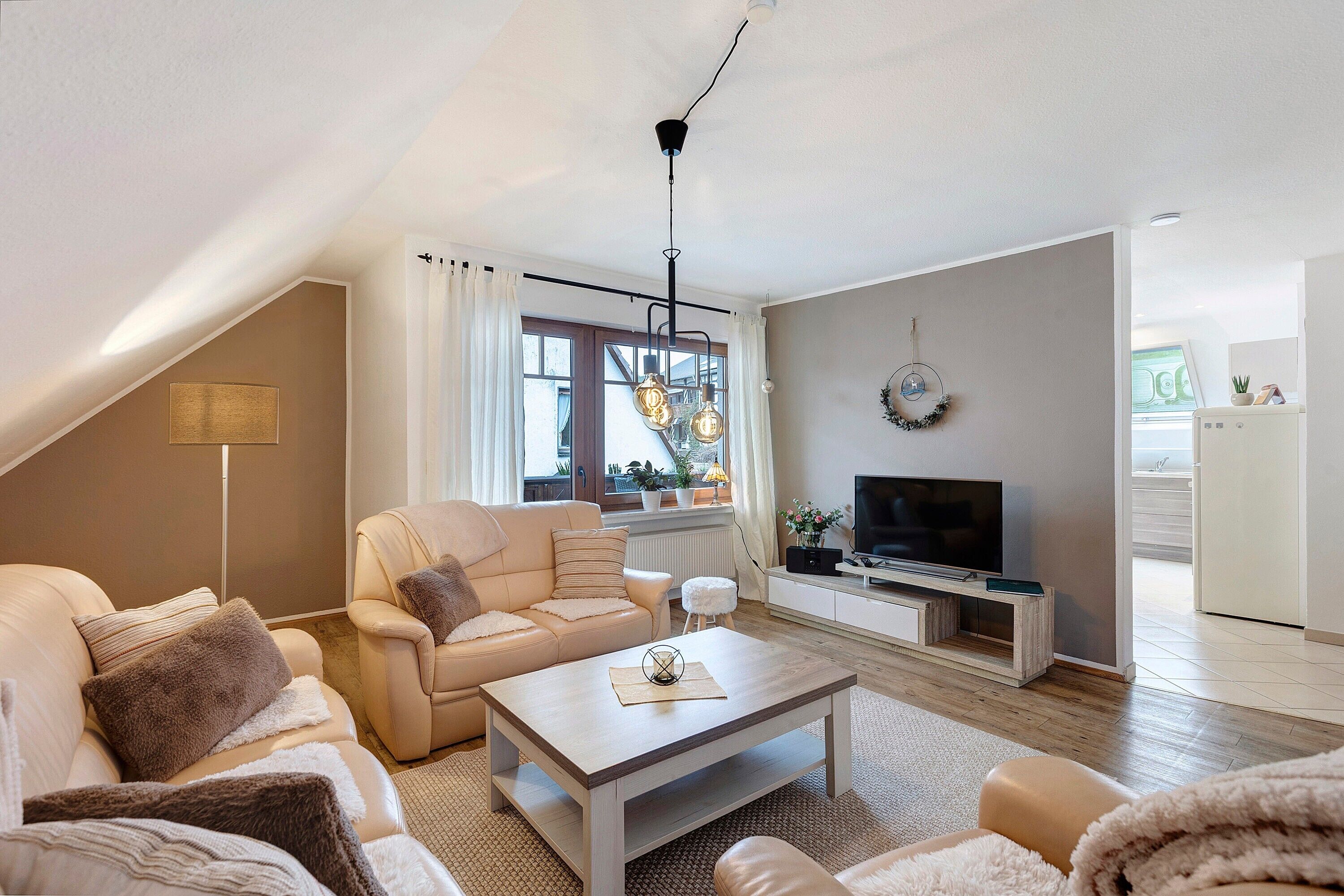 Tv, pejs, stereoanlæg