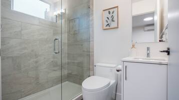 Comfort Suite | Bathroom