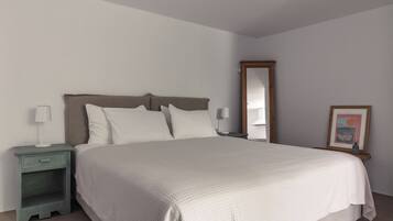 Superior Villa, Balcony, Sea View | In-room safe, blackout drapes, soundproofing, iron/ironing board