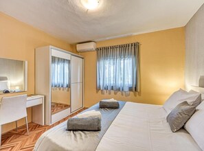 2 bedrooms - Villa Lara With Pool And Sea View (Sveti Filip i Jakov)