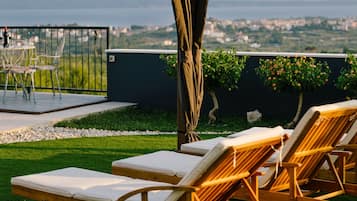 Lägenhet (Two Bedroom Apartment With Terrace) | Trädgård