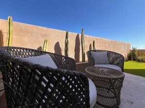 Terrace/patio - Villa Zaah. Beachfront villa on exclusive beach - Total privacy (Hermosillo)