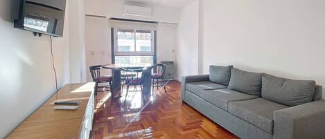 Huoneisto, 2 makuuhuonetta, kaupunkinäköala | Sisätilat