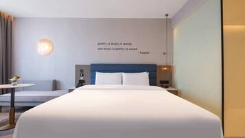 Kamar Double Premium | Setrika/meja setrika dan Wi-Fi gratis