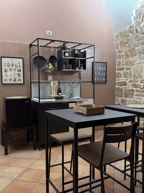 Dining - Guest House 'Apulia' with Wi-Fi (Toritto)