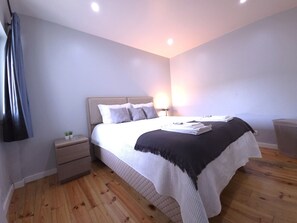 1 bedroom, bed sheets - Sesimbra Terrace Escape By Gt House (Sesimbra)