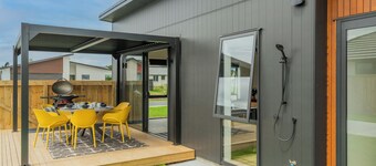 Sun and Sea Sanctuary - Whitianga Holiday Home