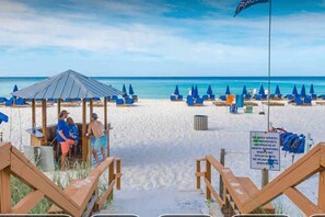 Vlak bij het strand