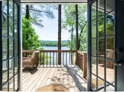 Charming waterfront lake house located on Lake Guntersville in Hollywood, AL