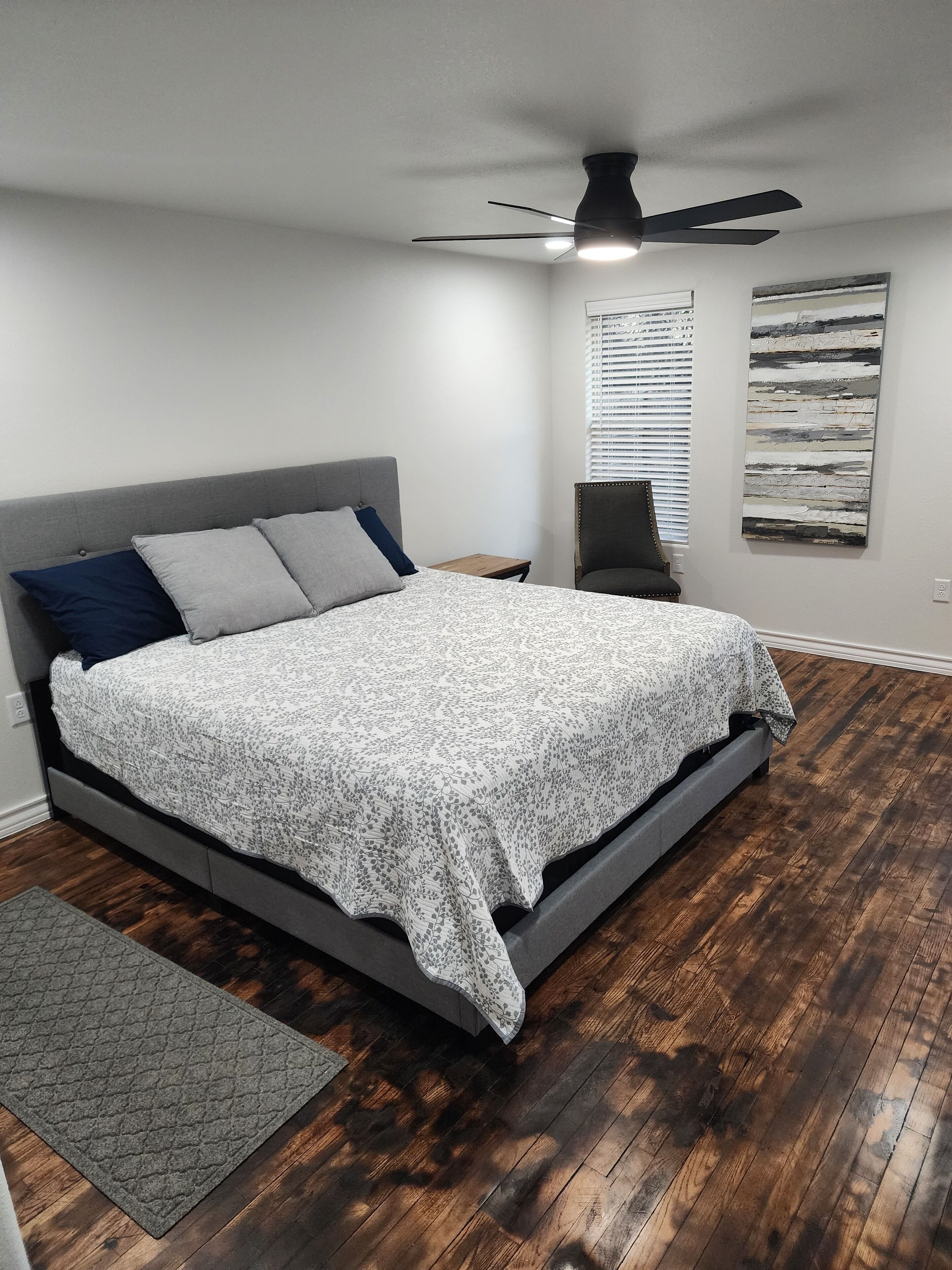 2 chambres, bureau, fer et planche à repasser, Wi-Fi gratuit