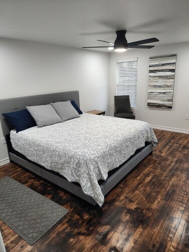 Passing through/visiting family/doing business &need your own space? Stay Here!