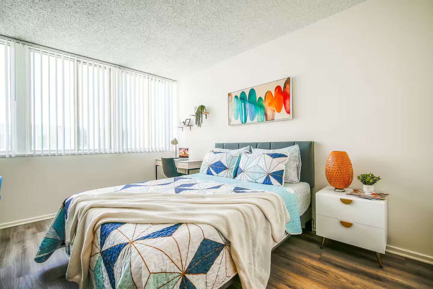 1 soverom, strykejern/-brett, wi-fi og sengetøy