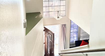 Family Retreat Near Kalahari-Sleeps 11