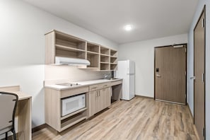 Suite, 2 Tempat Tidur Queen, akses difabel, Bebas Asap Rokok