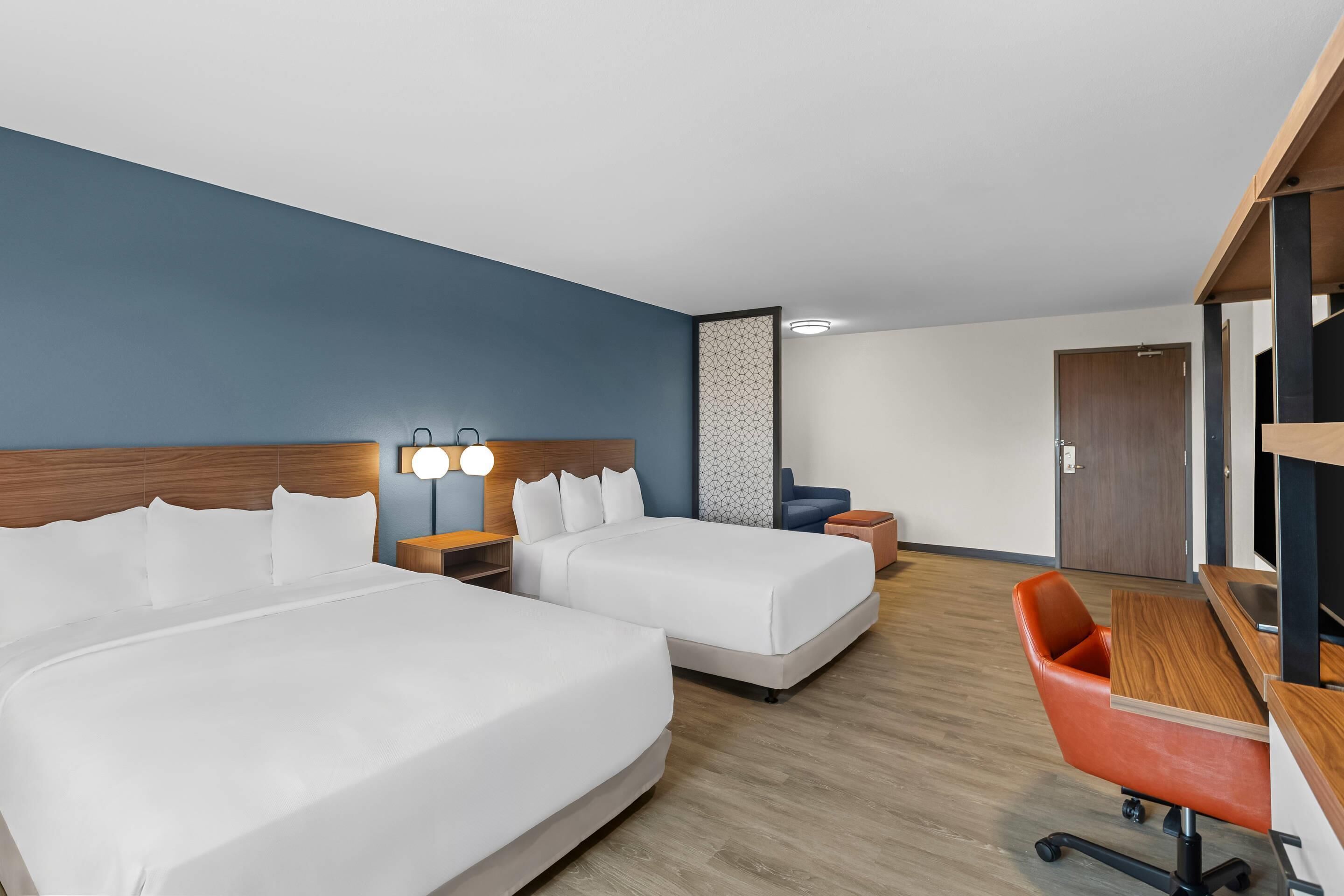 标准房, 2 张大床, 无烟房 | 办公桌、遮光窗帘、熨斗/熨衣板、免费 WiFi