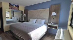 Standard Room, 1 King Bed, Non Smoking - Quality Inn & Suites East Point - Atlanta Area (Atlanta)