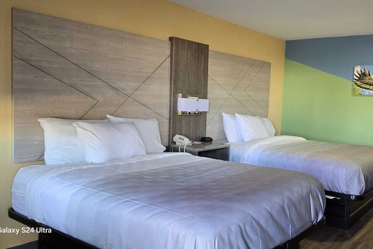 Suite, Multiple Beds, Non Smoking