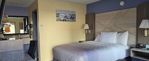 Standard Room, 1 Queen Bed, Non Smoking - Quality Inn & Suites East Point - Atlanta Area (Atlanta)