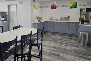 Breakfast area - Quality Inn & Suites East Point - Atlanta Area (Atlanta)